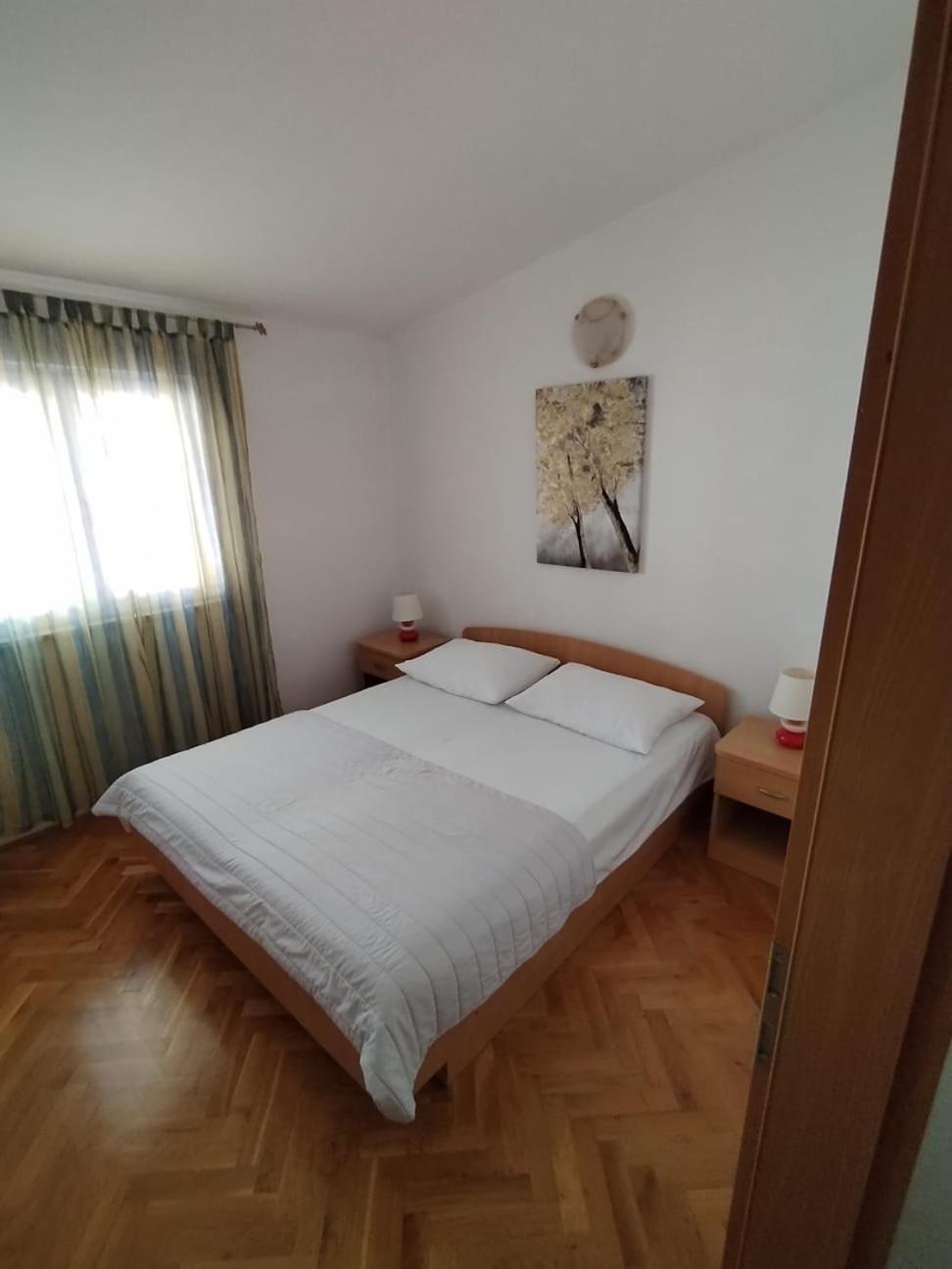 Apartmani Ljubo Primošten Eksteriør bilde