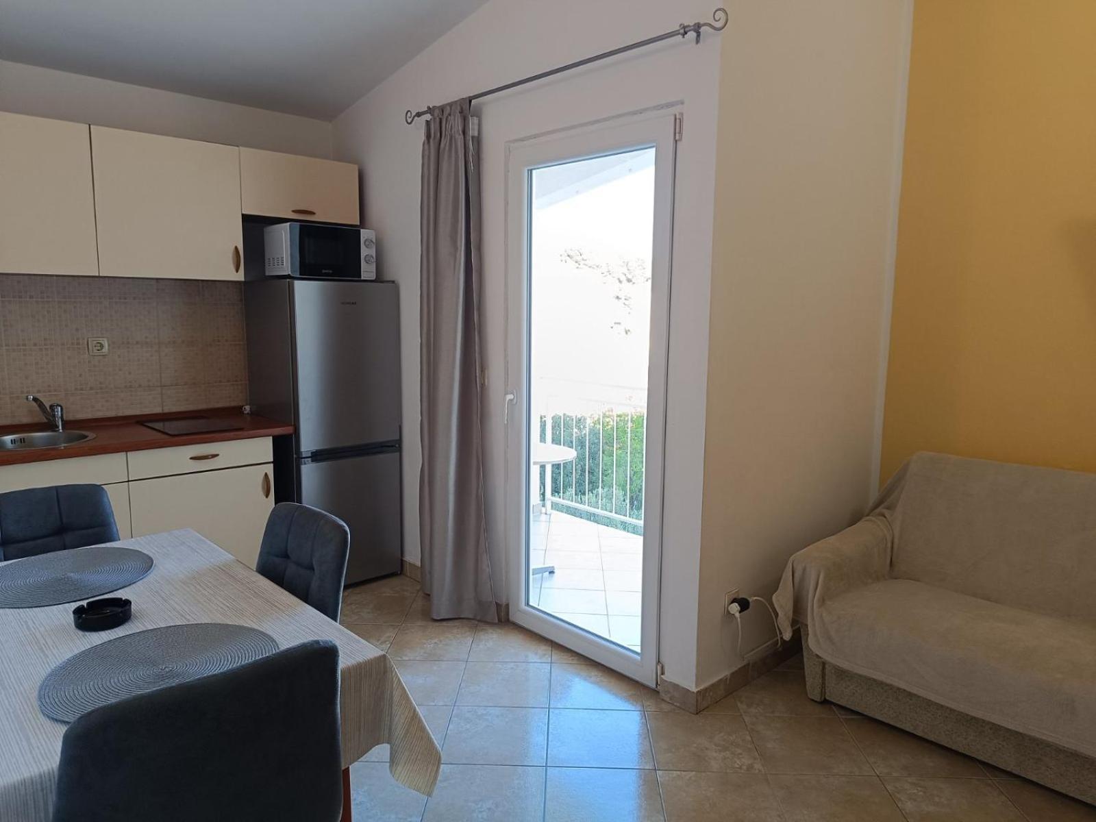 Apartmani Ljubo Primošten Eksteriør bilde