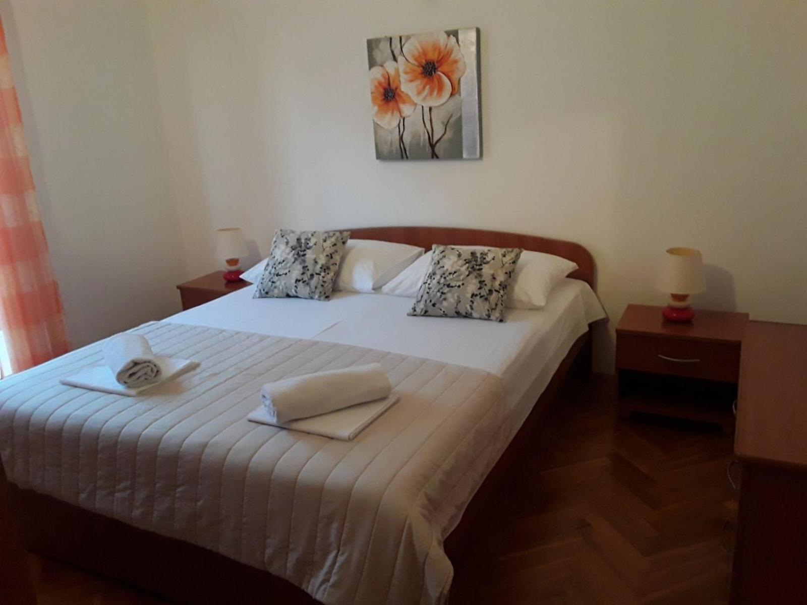 Apartmani Ljubo Primošten Eksteriør bilde