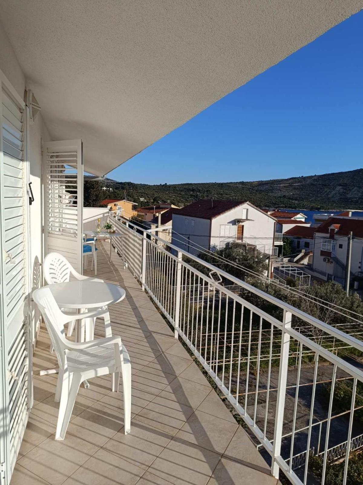 Apartmani Ljubo Primošten Eksteriør bilde